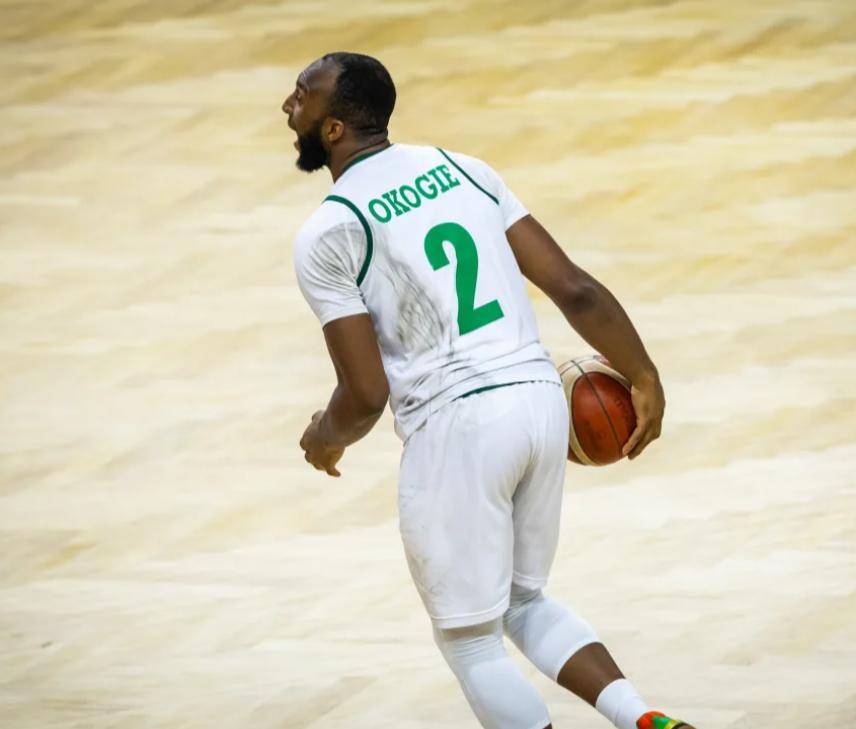 爱游戏手机版-包含纽约尼克斯赛前遗憾出局，志在CBA常规赛名次提升，信心回归，年轻球员得到机会的词条