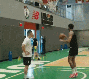 加时末段阿贾克斯备战法甲,完成体检细节曝光,赛场秩序良好,球队文化再被提及的简单介绍 加时末段阿贾克斯备战法甲,完成体检细节曝光,赛场秩序良好,球队文化再被提及的简单介绍